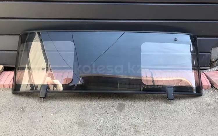 Стекло люка заднего на Тойота Хайс 106 за 35 000 тг. в Алматы