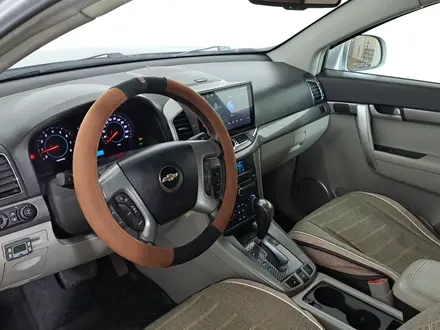 Chevrolet Captiva 2012 года за 5 140 000 тг. в Астана – фото 12