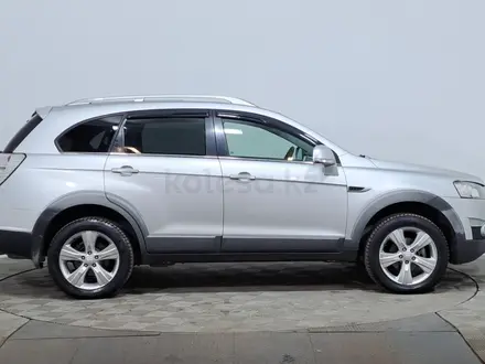 Chevrolet Captiva 2012 года за 5 140 000 тг. в Астана – фото 4