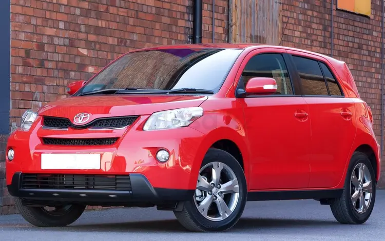 Противотуманные фары на Toyota Urban Cruiser за 12 000 тг. в Уральск
