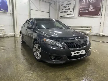 Toyota Camry 2010 года за 6 400 000 тг. в Семей – фото 2