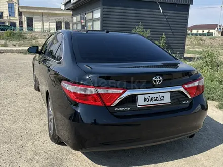 Toyota Camry 2016 года за 6 100 000 тг. в Атырау – фото 7
