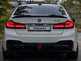 BMW 540 2017 года за 17 800 000 тг. в Алматы – фото 3