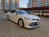 Toyota Camry 2018 годаfor15 555 555 тг. в Актобе