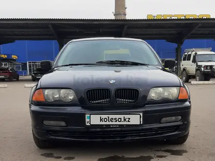 BMW 320 1999 года за 3 400 000 тг. в Алматы – фото 2