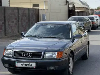 Audi 100