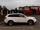Mitsubishi Outlander 2018 годаfor8 500 000 тг. в Алматы – фото 2