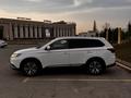 Mitsubishi Outlander 2018 года за 7 800 000 тг. в Алматы – фото 8