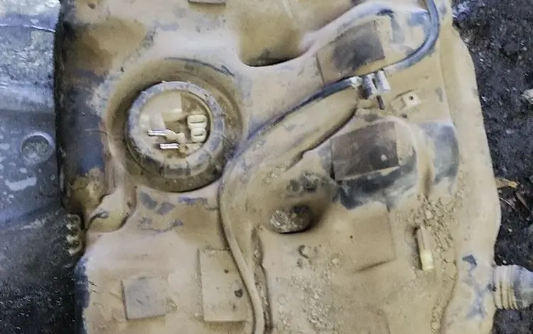 Бензобак на Primera p11 за 10 000 тг. в Караганда