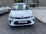 Kia Rio 2018 года за 6 200 000 тг. в Астана – фото 2