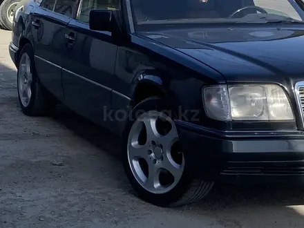 Mercedes-Benz E 280 1994 года за 3 000 000 тг. в Шымкент – фото 6