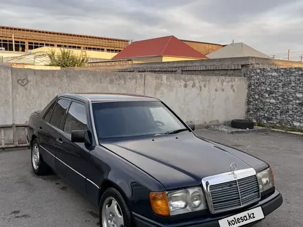 Mercedes-Benz E 230 1987 года за 900 000 тг. в Шымкент – фото 3