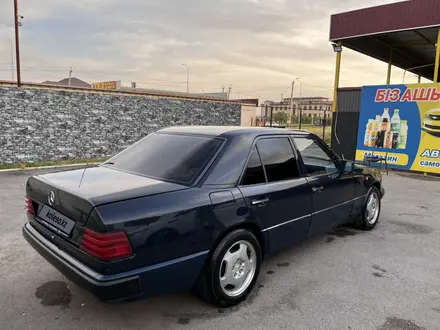 Mercedes-Benz E 230 1987 года за 900 000 тг. в Шымкент – фото 7