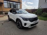 Kia Seltos 2025 года за 12 500 000 тг. в Уральск – фото 2