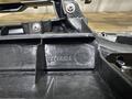 Решетка в бампер Toyota Camry 55 exclusive ORIGINAL за 85 000 тг. в Алматы – фото 9