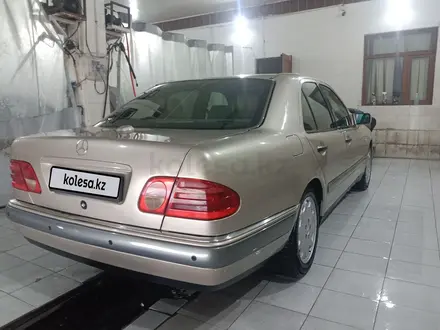 Mercedes-Benz E 200 1997 года за 3 850 000 тг. в Кызылорда – фото 7