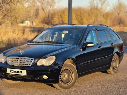 Mercedes-Benz C 200 2001 года за 2 800 000 тг. в Караганда