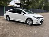 Toyota Corolla 2022 года за 8 400 000 тг. в Уральск
