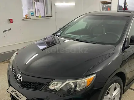 Toyota Camry 2014 года за 5 000 000 тг. в Атырау – фото 6