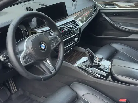 BMW 540 2017 года за 21 000 000 тг. в Шымкент – фото 14