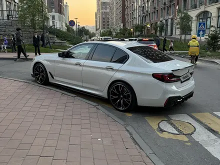 BMW 540 2017 года за 21 000 000 тг. в Шымкент – фото 3