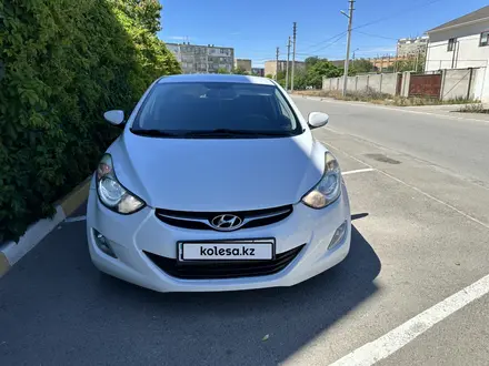 Hyundai Elantra 2013 года за 5 800 000 тг. в Актау – фото 2