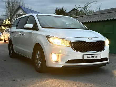 Kia Carnival 2018 года за 13 000 000 тг. в Алматы – фото 2