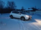 Toyota RAV4 2015 годаүшін7 100 000 тг. в Уральск – фото 5