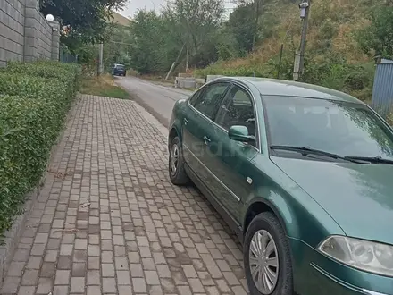 Volkswagen Passat 2002 года за 2 100 000 тг. в Алматы – фото 5