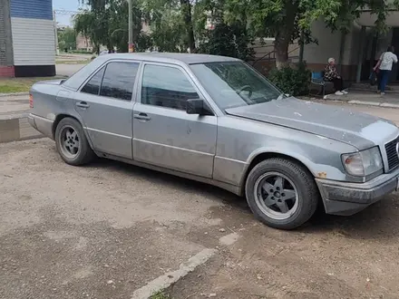 Mercedes-Benz E 260 1988 года за 1 000 000 тг. в Рудный – фото 2