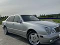 Mercedes-Benz E 320 2000 года за 6 200 000 тг. в Усть-Каменогорск – фото 10