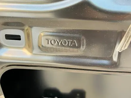 Правая передняя дверь Toyota Prado 150 2009-2020г новый оригинал за 370 000 тг. в Алматы – фото 12