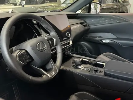 Lexus RX 350 F Sport+ 2025 года за 47 290 000 тг. в Алматы – фото 9