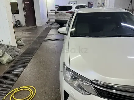 Toyota Camry 2017 года за 10 700 000 тг. в Астана – фото 8