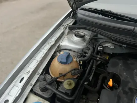 Volkswagen Bora 2001 года за 1 700 000 тг. в Алматы – фото 11