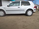 Volkswagen Golf 1998 годаүшін1 300 000 тг. в Актобе – фото 2