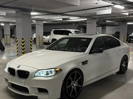 BMW M5 2016 года за 30 000 000 тг. в Алматы