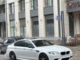 BMW M5 2016 года за 30 000 000 тг. в Алматы – фото 2
