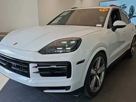 Porsche Cayenne 2024 года за 52 800 000 тг. в Астана