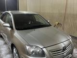 Toyota Avensis 2006 года за 2 800 000 тг. в Уральск – фото 2