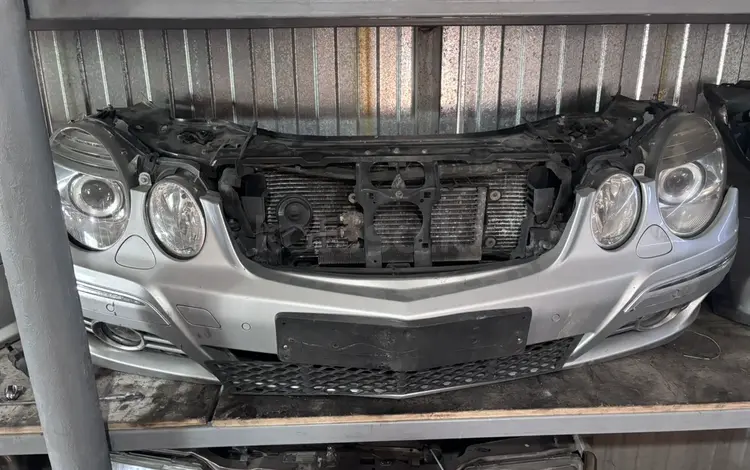 Мерседес w211 рестайлинг фары, бампер капот за 20 000 тг. в Алматы