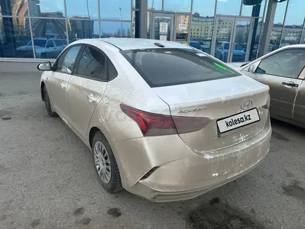 Hyundai Accent 2020 года за 7 000 000 тг. в Актобе – фото 4