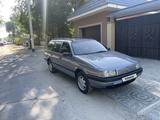 Volkswagen Passat 1993 годаүшін2 250 000 тг. в Тараз