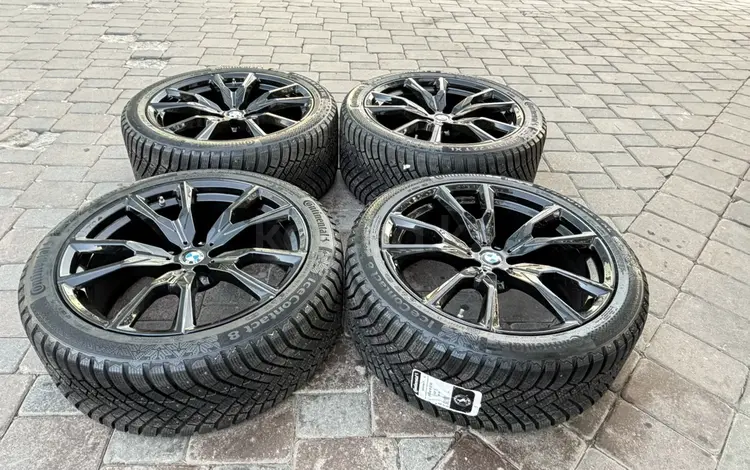 На BMW x7 диски с резиной оригинал. Continental 275 40 22, 315 35 22.үшін2 300 000 тг. в Алматы