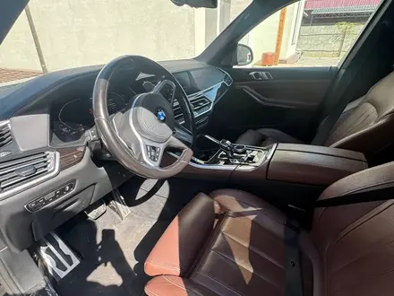 BMW X5 2021 года за 35 500 000 тг. в Алматы – фото 8