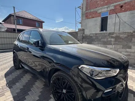 BMW X5 2021 года за 35 500 000 тг. в Алматы