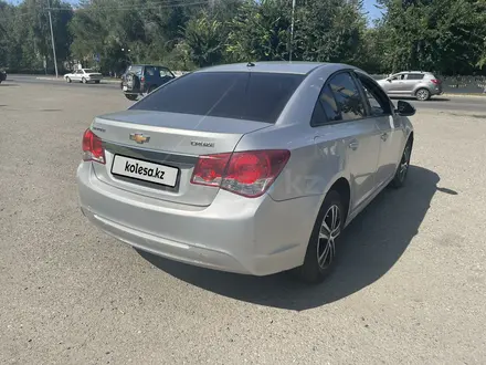 Chevrolet Cruze 2013 года за 4 000 000 тг. в Усть-Каменогорск – фото 4