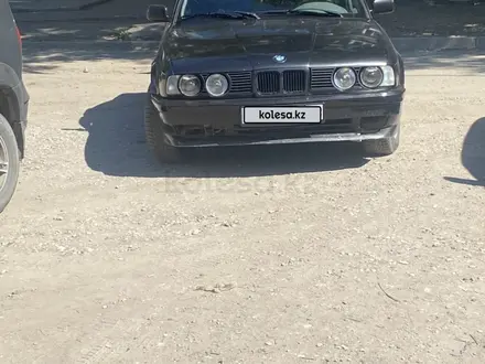 BMW 520 1994 года за 1 650 000 тг. в Семей