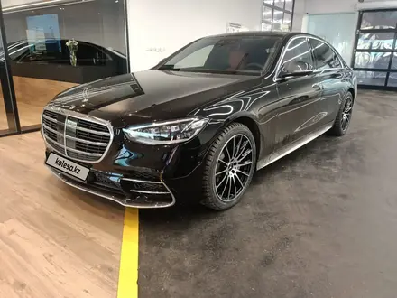 Mercedes-Benz S 580 2022 года за 97 000 000 тг. в Астана – фото 3