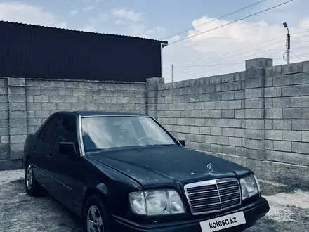 Mercedes-Benz E 230 1991 года за 800 000 тг. в Тараз